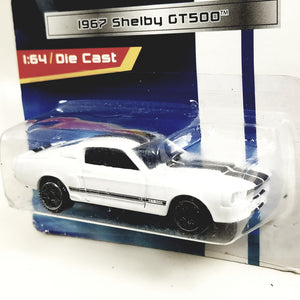 Shelby Collectibles 1967 Shelby GT500 White Hardtop 1/64 Scale Diecast Car